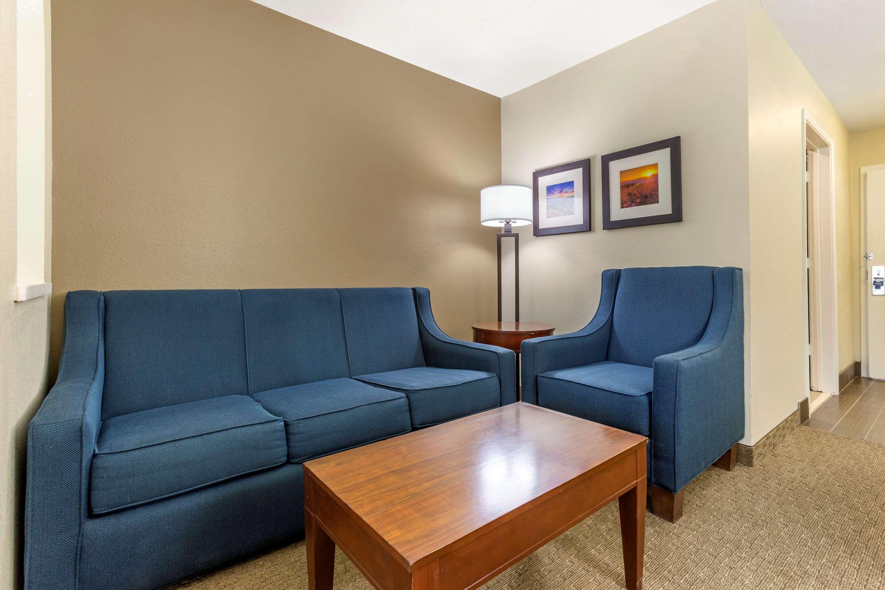 Wingate By Wyndham Los Alamos Esterno foto