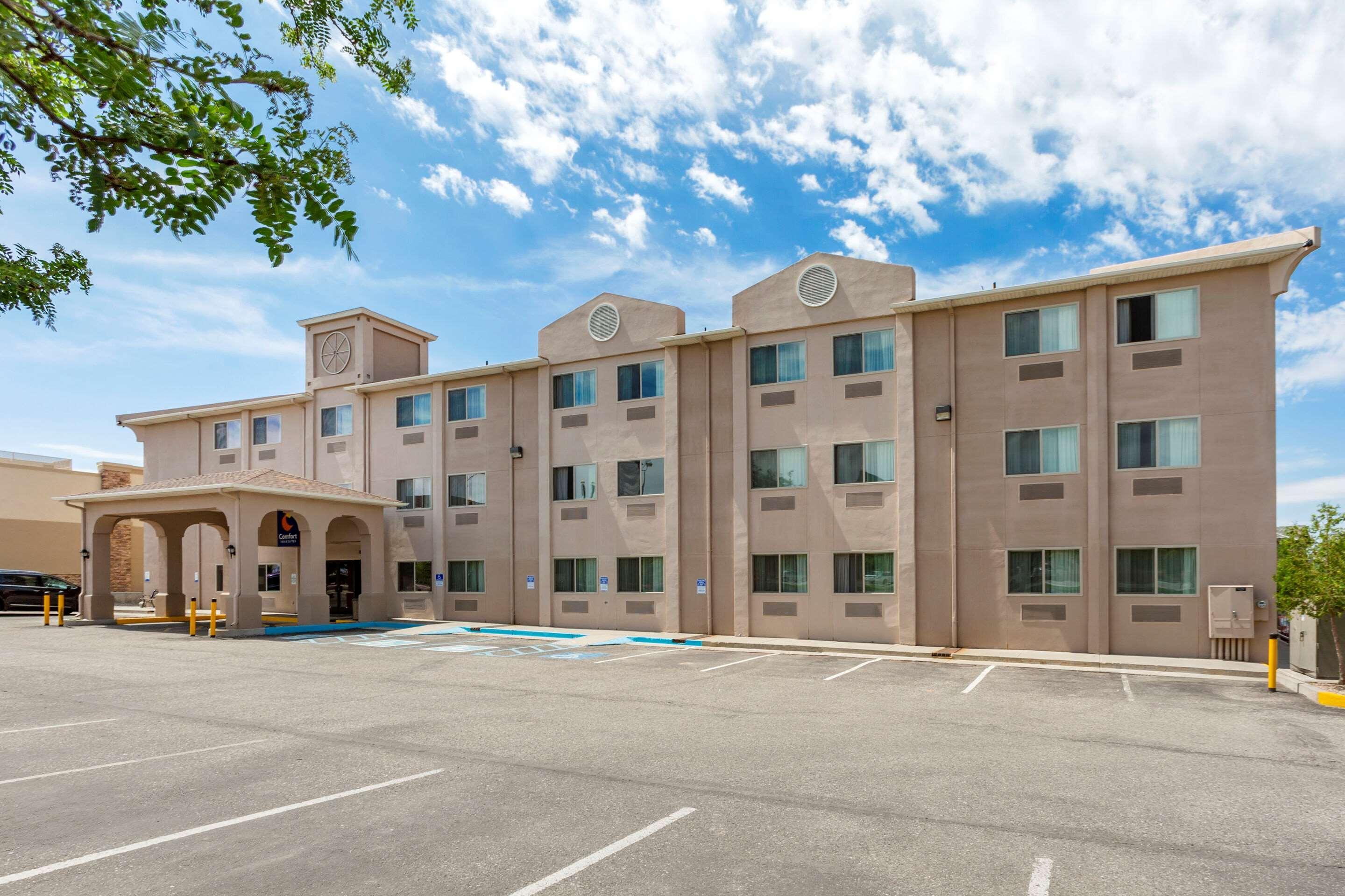 Wingate By Wyndham Los Alamos Esterno foto