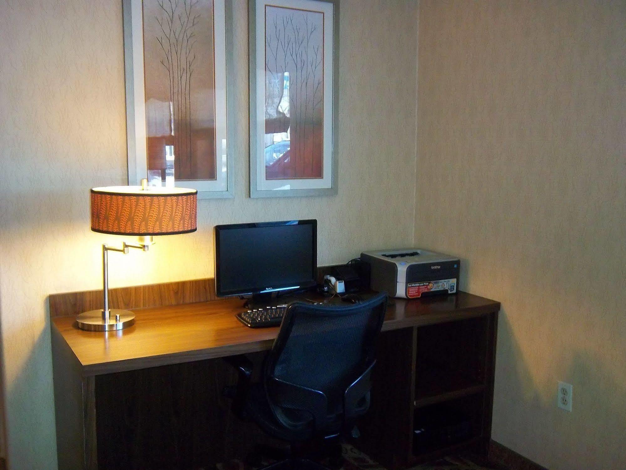 Wingate By Wyndham Los Alamos Esterno foto